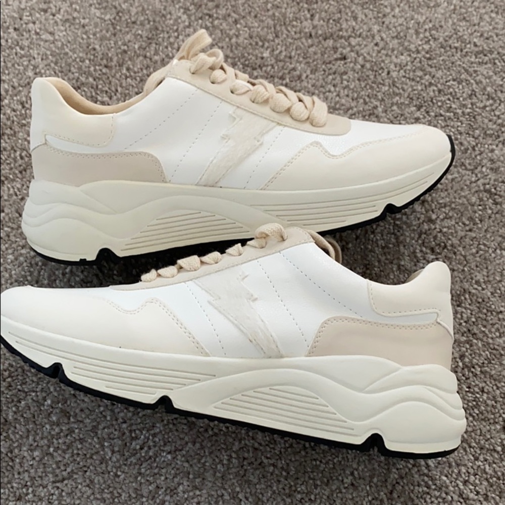 VICI SNEAKERS